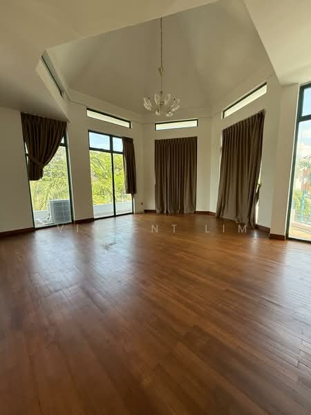 Kew crescent, Kew Crescent, 6 Bedrooms, 4,500 sqft, Semi-Detached House For Rent, by Vincent Lim, 500114006 - Living Room - PropertyGuru.com.sg