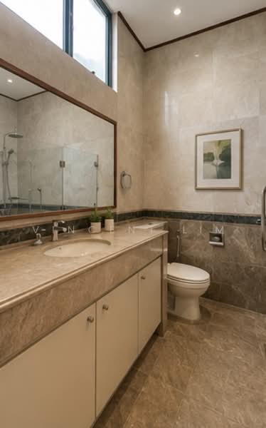 Kew crescent, Kew Crescent, Bedok / Upper East Coast, 6 Bedrooms, 4,500 sqft, Semi-Detached House For Rent, by Vincent Lim, 500114006 - Bathroom - PropertyGuru.com.sg