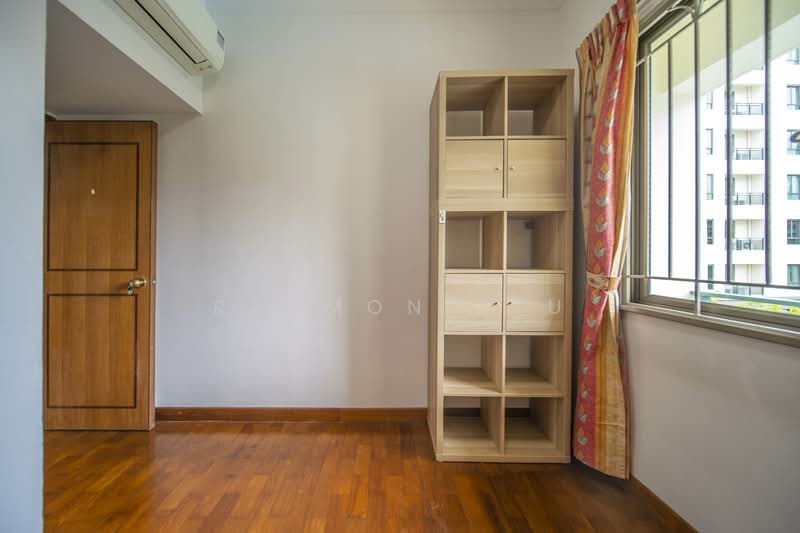 Hillbrooks, 90 Hillview Avenue, 3 Bedrooms, 1,238 sqft, Condominium For Sale, by Raymond Fu, 500114043 - Bedroom 2 - PropertyGuru.com.sg