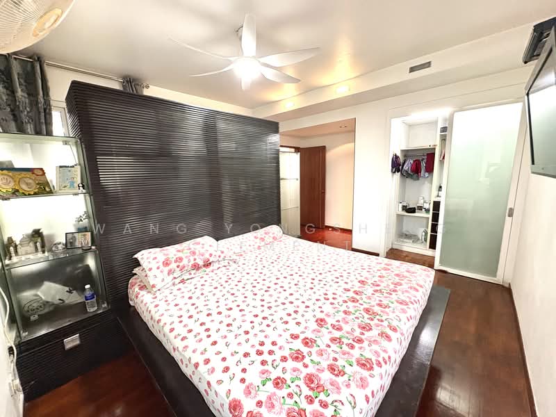 The Floravale, 220 Westwood Avenue, 3 Bedrooms, 1,399 sqft, Condominium For Sale, by Wang YongSheng Clement, 500114045 - Bedroom - PropertyGuru.com.sg