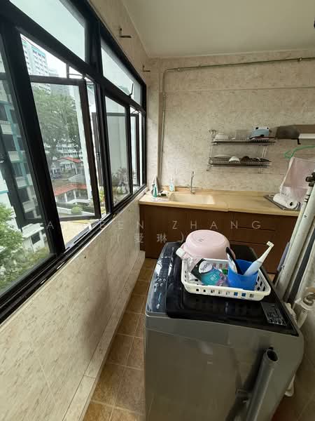 2 Jalan Bukit Ho Swee, 2 Jalan Bukit Ho Swee, 1 Bedroom, 366 sqft, HDB Flat For Rent, by Aileen Zhang (爱琳）, 500114046 - Balcony - PropertyGuru.com.sg