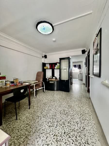 2 Tanjong Pagar Plaza, 2 Tanjong Pagar Plaza, 2 Bedrooms, 635 sqft, HDB Flat For Sale, by Chris Yeo, 500114048 - Living room  - PropertyGuru.com.sg