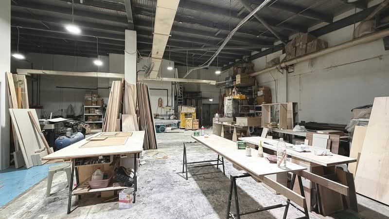 Hiangkie Industrial Building IV, 27 Woodlands Industrial Park E1, 2,800 sqft, Factory / Workshop (B2) For Rent, by Joyce Chua, 500114070 - Interior - CommercialGuru.com.sg