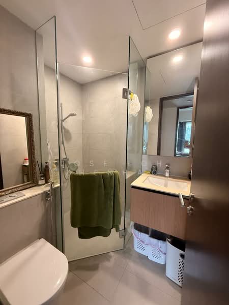 JadeScape, 4 Shunfu Road, 2 Bedrooms, 764 sqft, Condominium For Sale, by Jose Loh Zhenhao, 500114111 - Bathroom - PropertyGuru.com.sg
