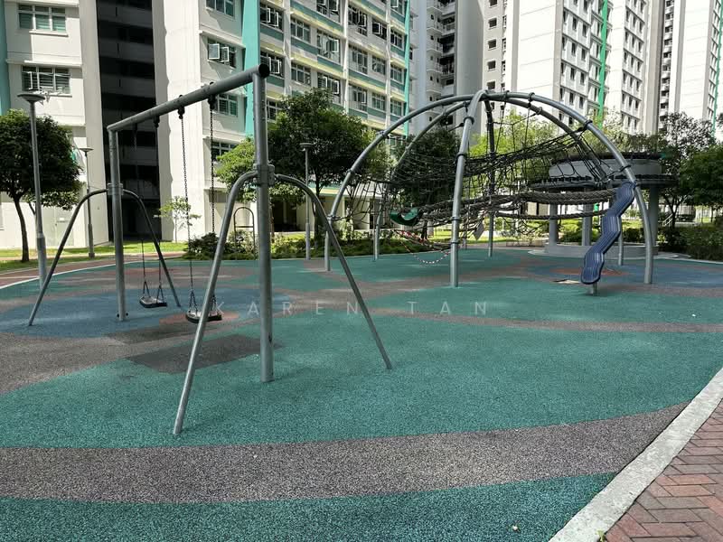 467B Fernvale Link, 467B Fernvale Link, 2 Bedrooms, 732 sqft, HDB Flat For Sale, by Karen Tan, 500114116 - Exterior - PropertyGuru.com.sg