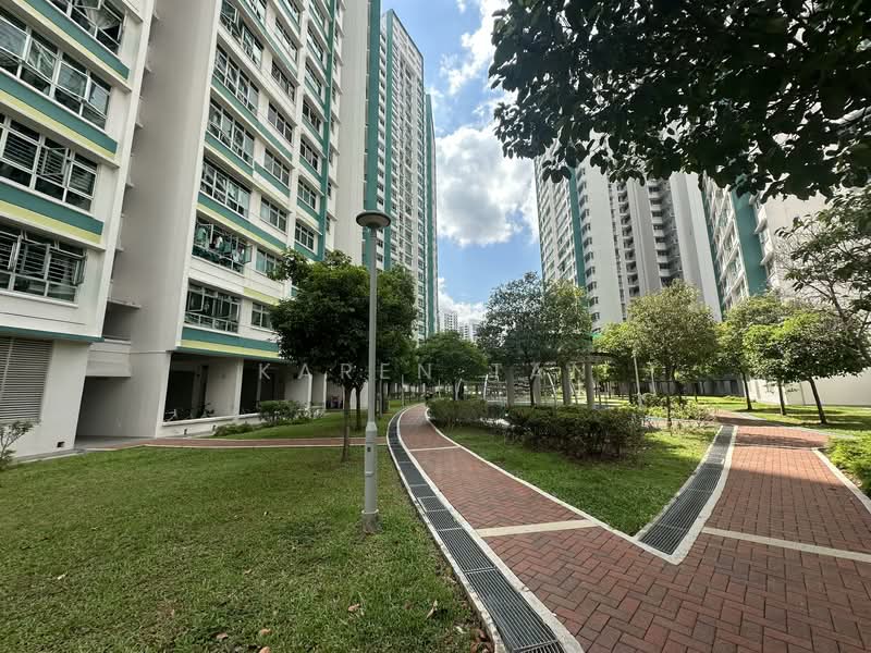 467B Fernvale Link, 467B Fernvale Link, 2 Bedrooms, 732 sqft, HDB Flat For Sale, by Karen Tan, 500114116 - Exterior - PropertyGuru.com.sg