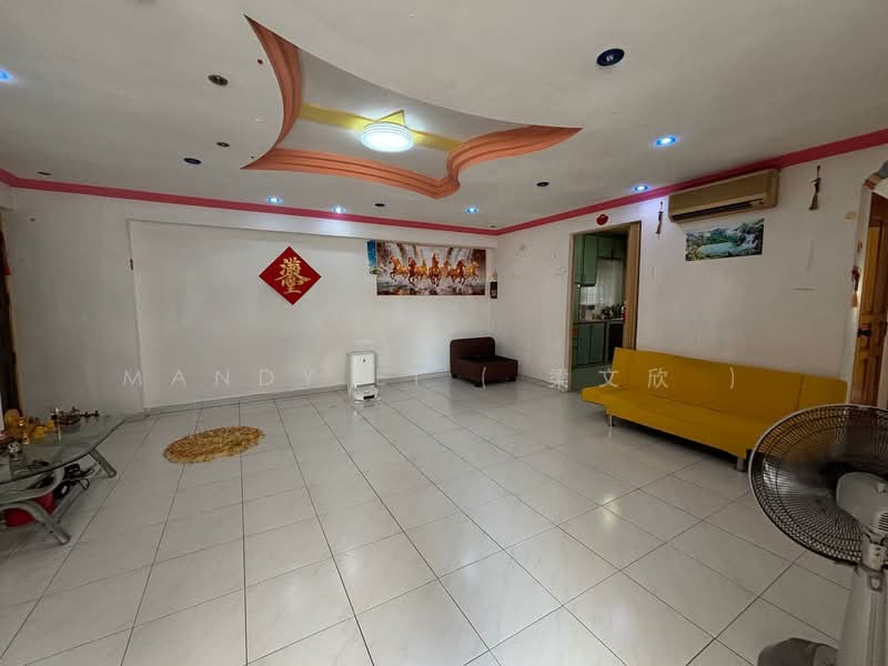 670A Choa Chu Kang Crescent, 670A Choa Chu Kang Crescent, 3 Bedrooms, 1,108 sqft, HDB Flat For Sale, by Mandy Ei ( 梁文欣 ), 500114126 - Living Room - PropertyGuru.com.sg