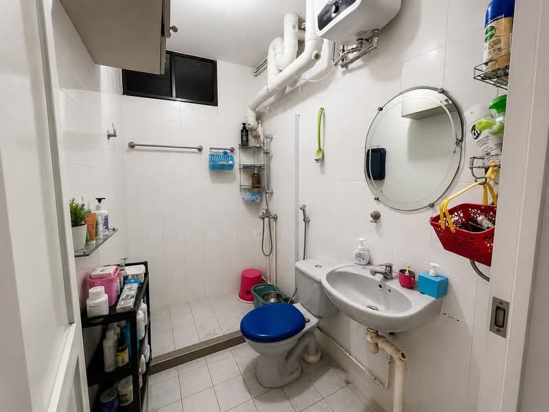 289E Bukit Batok Street 25, 289E Bukit Batok Street 25, 3 Bedrooms, 1,313 sqft, HDB Flat For Sale, by Monica Lim, 500114130 - Bathroom - PropertyGuru.com.sg