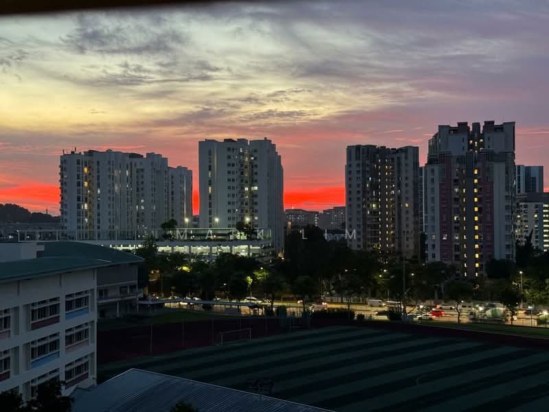 572A Woodlands Avenue 1, 572A Woodlands Avenue 1, 2 Bedrooms, 1,205 sqft, HDB Flat For Sale, by Mark Lim, 500114135 - Exterior - PropertyGuru.com.sg