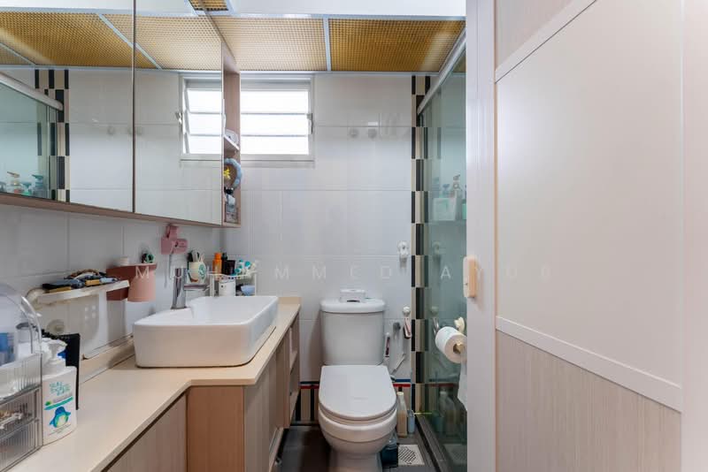10C Bendemeer Light, 10C Bendemeer Road, 3 Bedrooms, 1,001 sqft, HDB Flat For Sale, by Muhammed Ayub, 500114170 - Bathroom - PropertyGuru.com.sg