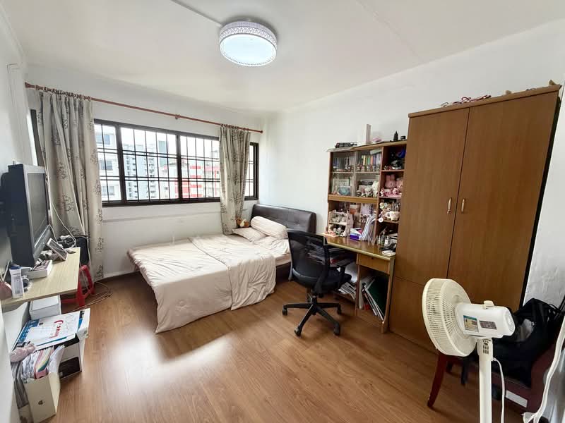 394 Yishun Avenue 6, 394 Yishun Avenue 6, 3 Bedrooms, 1,130 sqft, HDB Flat For Sale, by Jason Lim, 500114181 - Bedroom - PropertyGuru.com.sg