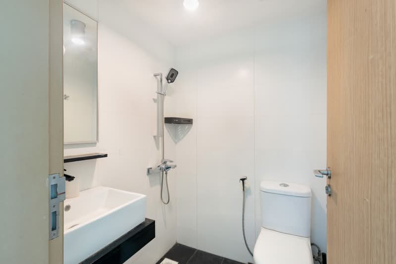 Mackenzie 88, 88 Mackenzie Road, 2 Bedrooms, 840 sqft, Apartment For Sale, by Clifton Ong, 500114185 - Bathroom - PropertyGuru.com.sg