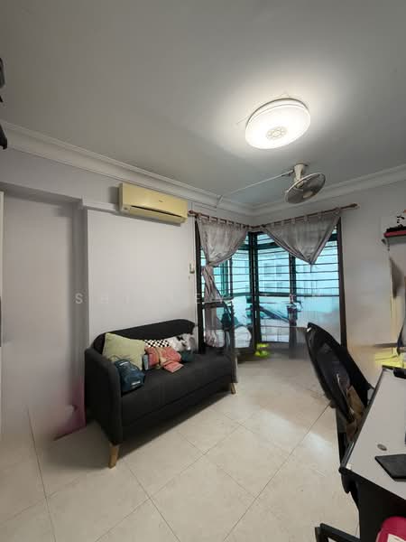 351D Canberra Road, 351D Canberra Road, 4 Bedrooms, 1,345 sqft, HDB Flat For Sale, by Shirley Tan, 500114192 - Bedroom 2 - PropertyGuru.com.sg