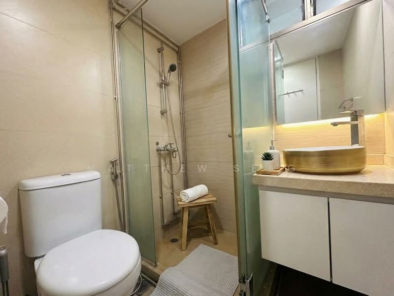 Orchid Park Condominium, 85 Yishun Street 81, 2 Bedrooms, 958 sqft, Condominium For Sale, by Matthew Seng, 500114193 - Bathroom - PropertyGuru.com.sg