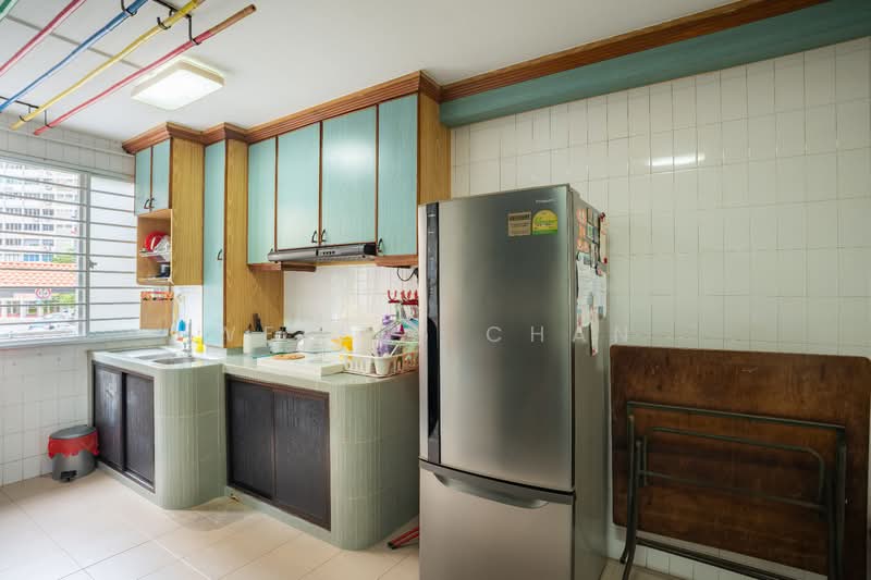 223 Simei Street 4, 223 Simei Street 4, 3 Bedrooms, 1,313 sqft, HDB Flat For Sale, by Wesley Chan, 500114199 - Kitchen - PropertyGuru.com.sg