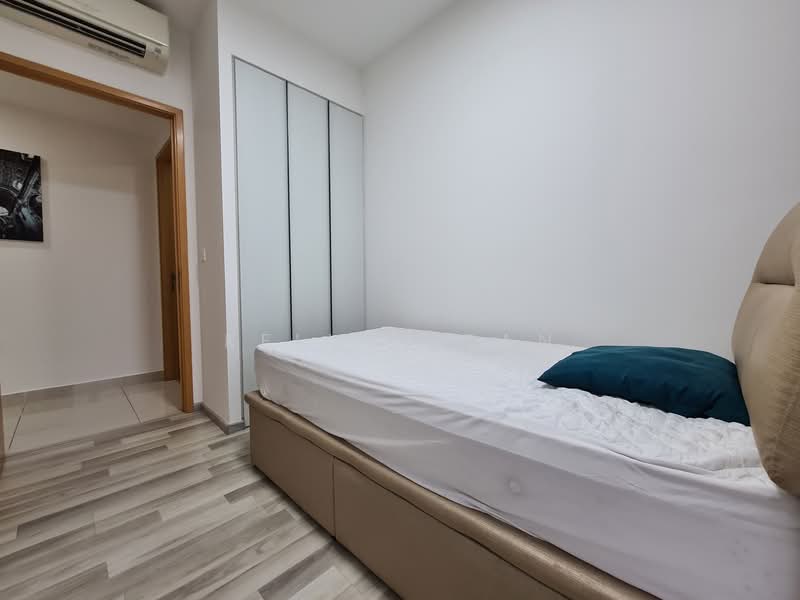 La Fiesta, Sengkang Square, 3 Bedrooms, 893 sqft, Condominium For Rent, by Kelvin Tan, 500114208 - Bedroom - PropertyGuru.com.sg