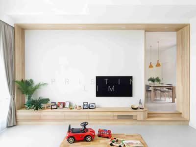 For Sale - Pin Mansions