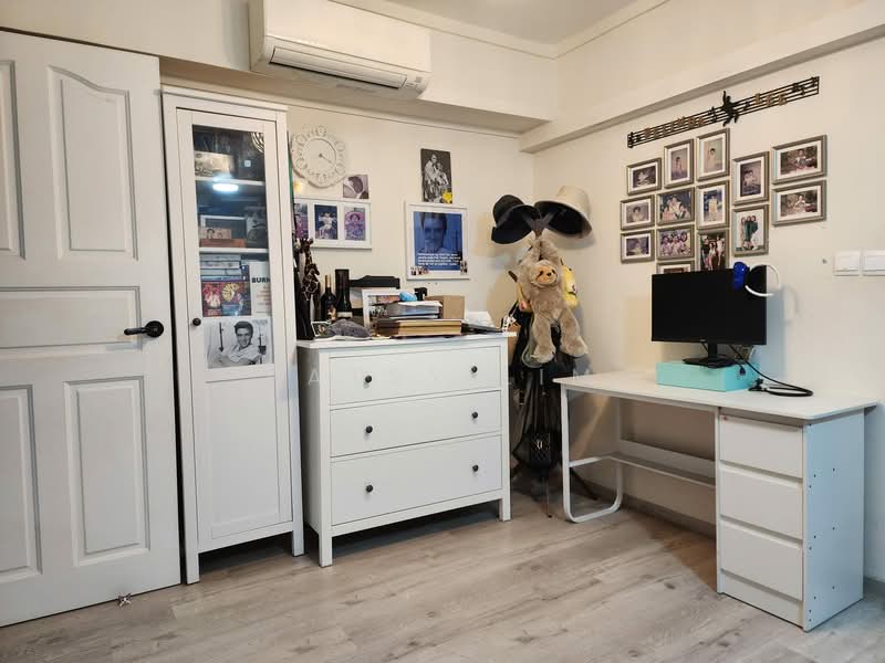 43A Sims Drive, 43A Sims Drive, 3 Bedrooms, 1,163 sqft, HDB Flat For Sale, by Patsy Lim, 500114245 - Study - PropertyGuru.com.sg