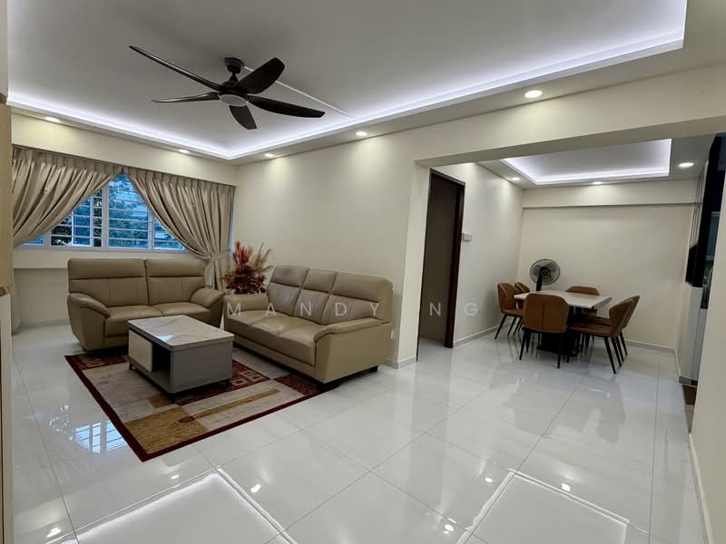 451 Hougang Avenue 10, 451 Hougang Avenue 10, 3 Bedrooms, 1,130 sqft, HDB Flat For Sale, by Mandy Ng, 500114256 - Living Room - PropertyGuru.com.sg