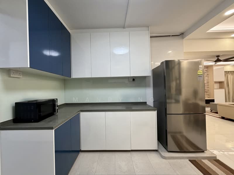 451 Hougang Avenue 10, 451 Hougang Avenue 10, 3 Bedrooms, 1,130 sqft, HDB Flat For Sale, by Mandy Ng, 500114256 - Kitchen - PropertyGuru.com.sg