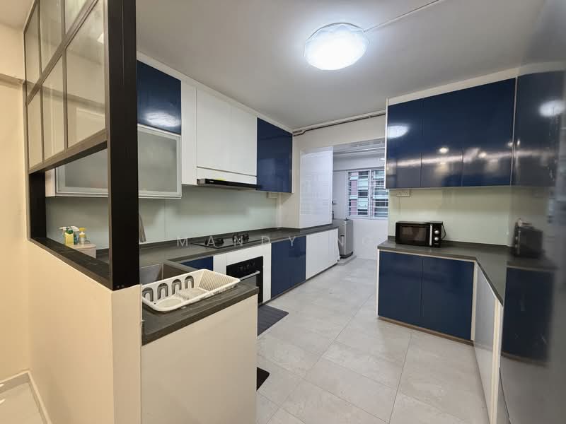 451 Hougang Avenue 10, 451 Hougang Avenue 10, 3 Bedrooms, 1,130 sqft, HDB Flat For Sale, by Mandy Ng, 500114256 - Kitchen - PropertyGuru.com.sg