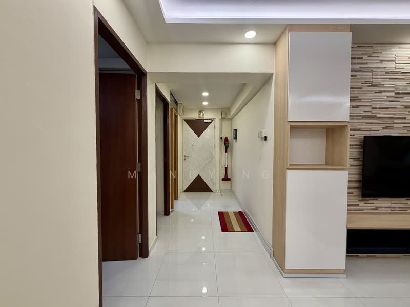 451 Hougang Avenue 10, 451 Hougang Avenue 10, 3 Bedrooms, 1,130 sqft, HDB Flat For Sale, by Mandy Ng, 500114256 - Entrance - PropertyGuru.com.sg