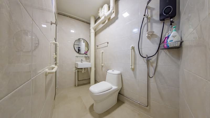 651 Woodlands Ring Road, 651 Woodlands Ring Road, 3 Bedrooms, 1,076 sqft, HDB Flat For Sale, by Sufy B., 500114272 - Common Bathroom - PropertyGuru.com.sg