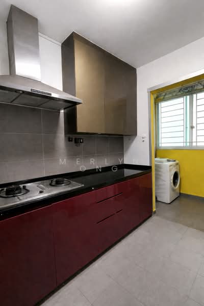 815B Choa Chu Kang Avenue 7, 815B Choa Chu Kang Avenue 7, 3 Bedrooms, 1,001 sqft, HDB Flat For Sale, by Merlyn Ong, 500114279 - Kitchen - PropertyGuru.com.sg