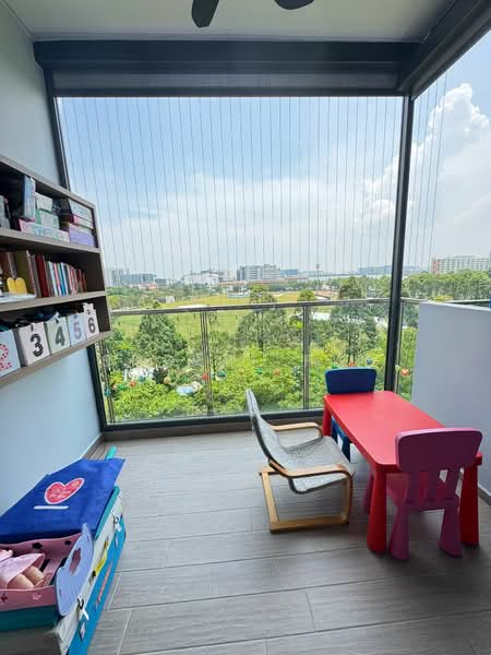 Twin VEW, 91 West Coast Vale, 2 Bedrooms, 732 sqft, Condominium For Sale, by Sheryl Pan, 500114300 - Balcony - PropertyGuru.com.sg