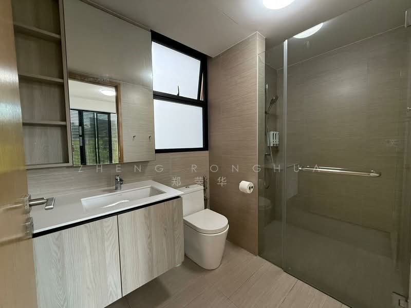 Westwood Residences EC, 188 Westwood Avenue, Room Rental, 150 sqft, Condominium For Rent, by Zheng Ronghua 郑荣华, 500114314 - Bathroom - PropertyGuru.com.sg