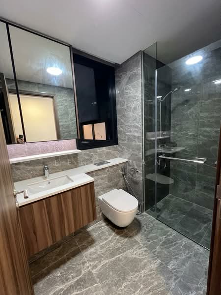 Lentor Modern, Lentor Central, 3 Bedrooms, 990 sqft, Condominium For Sale, by Felix Tan, 500114319 - Bathroom - PropertyGuru.com.sg