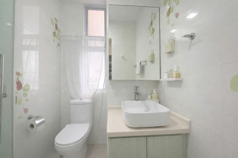 Cavendish Park, 16 Pine Grove, 3 Bedrooms, 1,227 sqft, Condominium For Sale, by Yi Ming Loh, 500114324 - Bathroom - PropertyGuru.com.sg