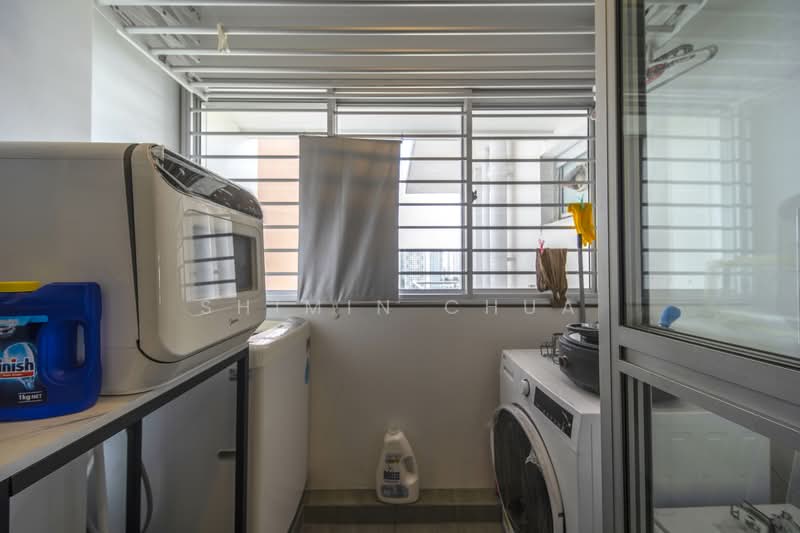 356B Anchorvale Lane, 356B Anchorvale Lane, 3 Bedrooms, 1,216 sqft, HDB Flat For Sale, by Shimin Chua, 500114327 - Balcony - PropertyGuru.com.sg