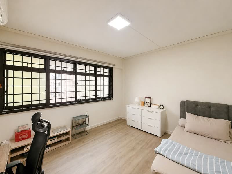 913 Hougang Street 91, 913 Hougang Street 91, 3 Bedrooms, 1,087 sqft, HDB Flat For Sale, by Alan Ng, 500114330 - Bedroom 1 - PropertyGuru.com.sg