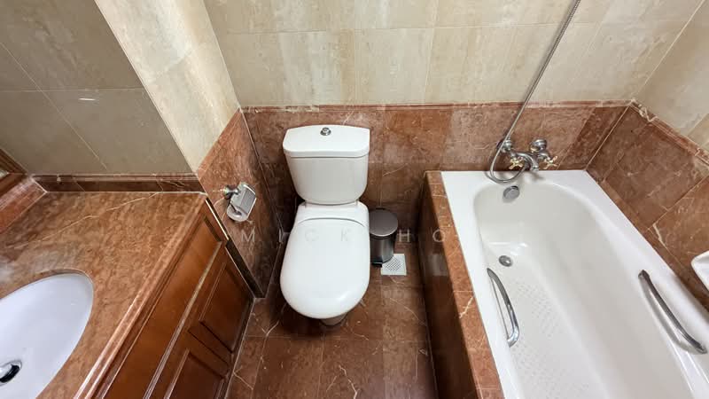 Regentville, 2 Hougang Street 92, 3 Bedrooms, 1,152 sqft, Condominium For Rent, by Mick Ho, 500114334 - Bathroom - PropertyGuru.com.sg