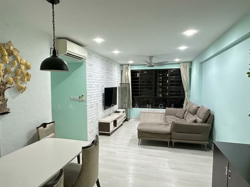 336A Yishun Street 31, 336A Yishun Street 31, 3 Bedrooms, 990 sqft, HDB Flat For Sale, by Bala S OrangeTee, 500114345 - Living Room - PropertyGuru.com.sg