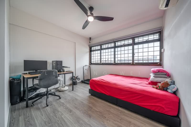 291B Bukit Batok Street 24, 291B Bukit Batok Street 24, 3 Bedrooms, 1,108 sqft, HDB Flat For Sale, by Lee Heng Wei, 500114349 - Bedroom - PropertyGuru.com.sg