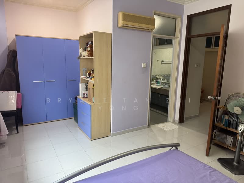 Joo Chiat Terrace, , 5 Bedrooms, 2,750 sqft, Terraced House For Sale, by Bryant Tan Zhi Yong, 500114350 - 2F Ensuite Bedroom #2 - PropertyGuru.com.sg