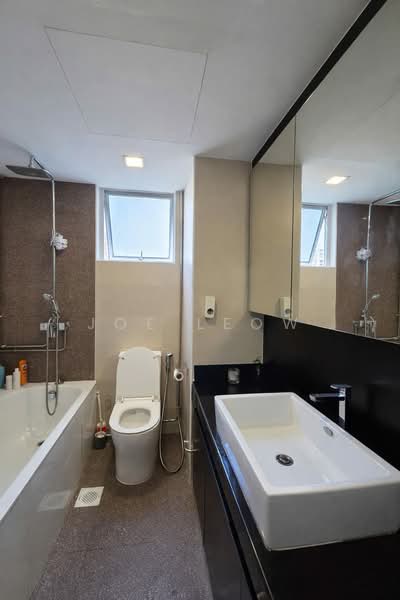 Elias Green, , 3 Bedrooms, 1,550 sqft, Condominium For Rent, by Joe Leow, 500114354 - Bathroom - PropertyGuru.com.sg