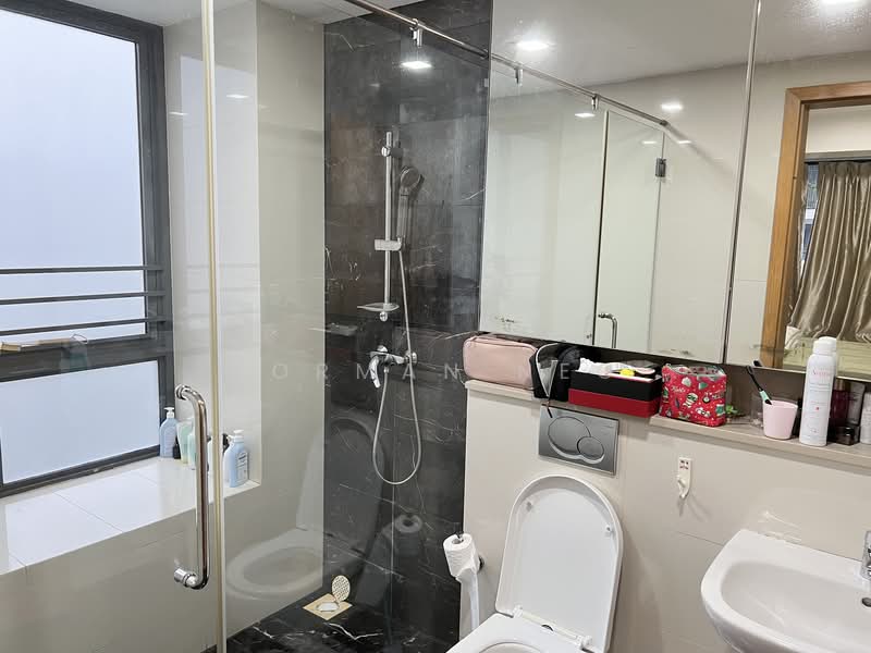 8 @ Woodleigh, 2 Woodleigh Close, 3 Bedrooms, 1,076 sqft, Condominium For Rent, by Norman Neo, 500114361 - Bathroom - PropertyGuru.com.sg