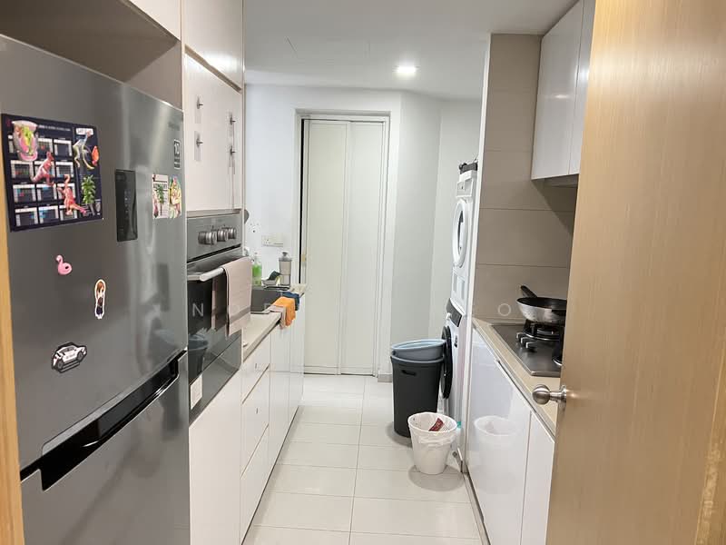 8 @ Woodleigh, 2 Woodleigh Close, 3 Bedrooms, 1,076 sqft, Condominium For Rent, by Norman Neo, 500114361 - Kitchen - PropertyGuru.com.sg