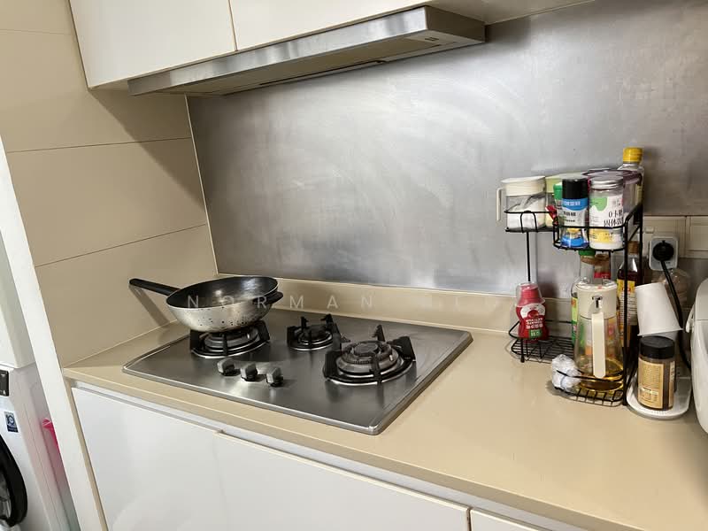 8 @ Woodleigh, 2 Woodleigh Close, 3 Bedrooms, 1,076 sqft, Condominium For Rent, by Norman Neo, 500114361 - Kitchen - PropertyGuru.com.sg