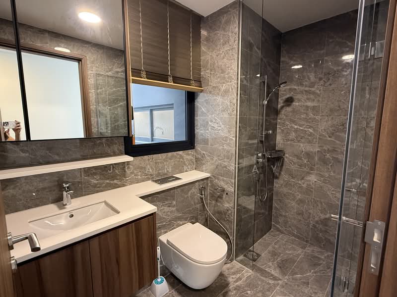 Lentor Modern, Lentor Central, 3 Bedrooms, 990 sqft, Condominium For Sale, by Joanne Tay, 500114409 - Bathroom - PropertyGuru.com.sg