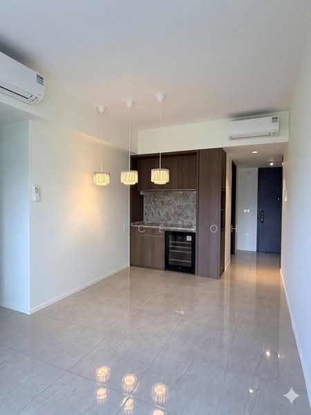 The Watergardens at Canberra, 37 Canberra Drive, 4 Bedrooms, 1,302 sqft, Condominium For Sale, by Eunice Loh, 500114414 - Interior - PropertyGuru.com.sg