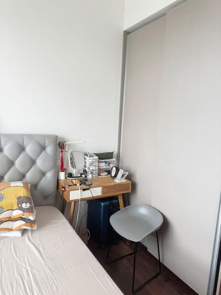 The Glades, 18 Bedok Rise, 2 Bedrooms, 688 sqft, Condominium For Sale, by Jason Chen, 500114416 - Bedroom - PropertyGuru.com.sg