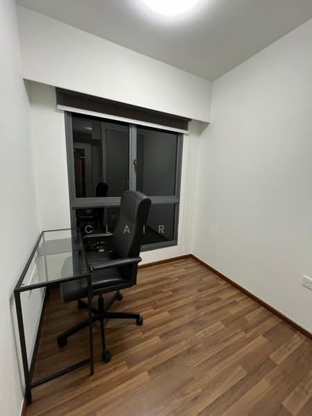 311A Clementi Avenue 4, 311A Clementi Avenue 4, 2 Bedrooms, 646 sqft, HDB Flat For Sale, by Claire C, 500114424 - Study - PropertyGuru.com.sg