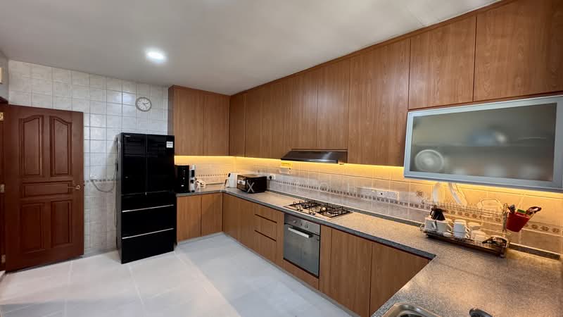 ⭐️⭐️ LANDED7772 @ 3 STOREY CORNER TERRACE NEAR WOODLAND REGIONAL, Woodlands Regional Center Vincinity, 5 Bedrooms, 4,500 sqft, Corner Terrace For Sale, by Max Toh, 500114426 - Kitchen - PropertyGuru.com.sg