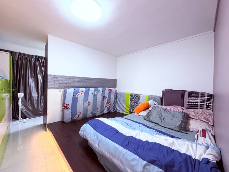 272 Yishun Street 22, 272 Yishun Street 22, 3 Bedrooms, 1,313 sqft, HDB Flat For Sale, by James Yeo, 500114434 - Bedroom - PropertyGuru.com.sg