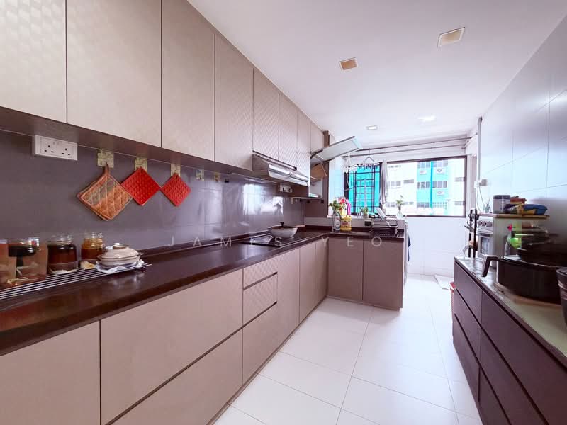 272 Yishun Street 22, 272 Yishun Street 22, 3 Bedrooms, 1,313 sqft, HDB Flat For Sale, by James Yeo, 500114434 - Kitchen - PropertyGuru.com.sg