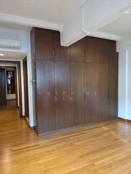 Empire Lofts, 43 Mosque Street, 2 Bedrooms, 995 sqft, Apartment For Rent, by Josephine Sin, 500114436 - Master bedroom - PropertyGuru.com.sg